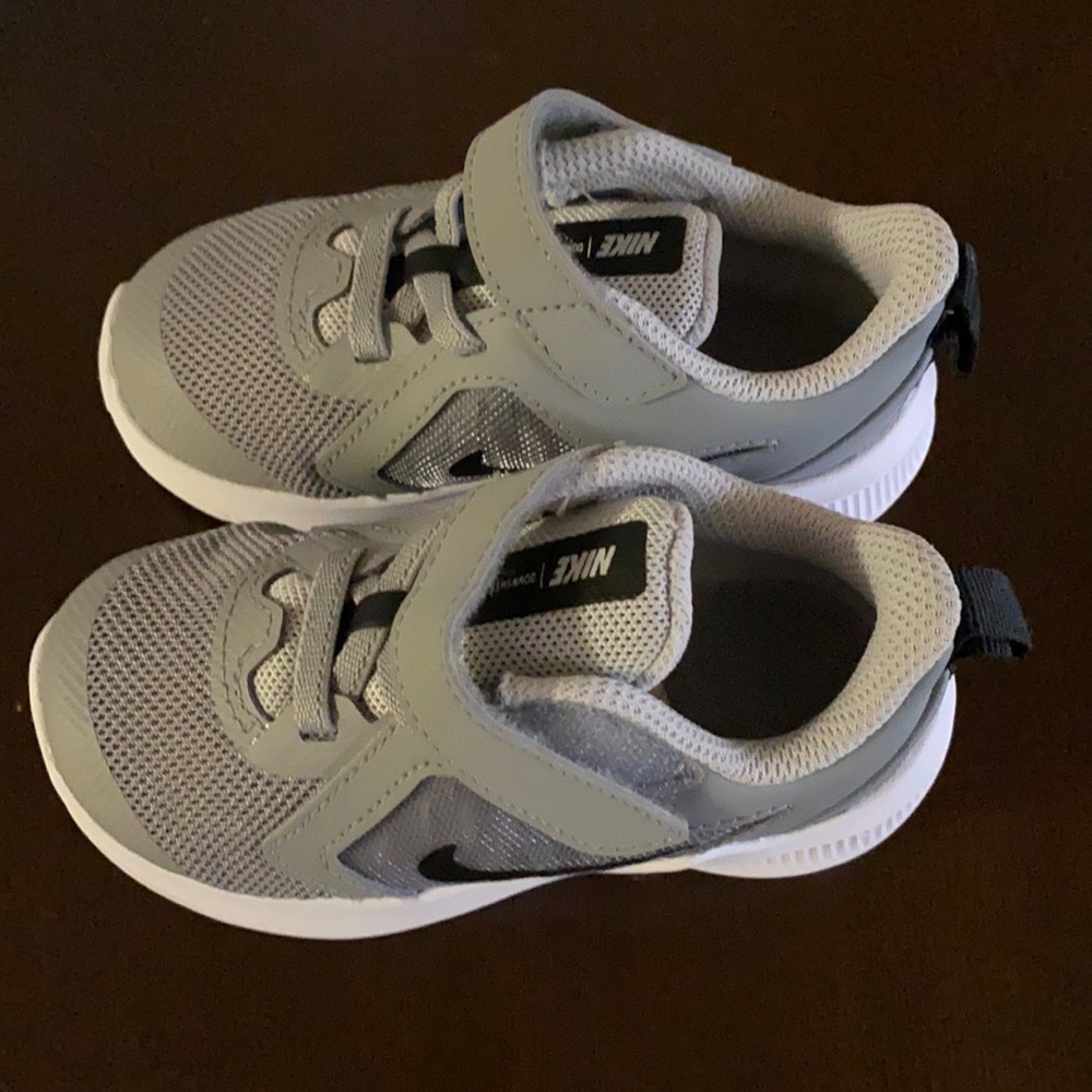 Brand new Nike sneaker (Toddler size 6c)